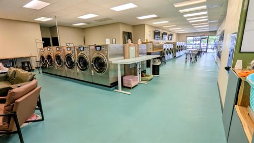 24 Self-Serve Washing Machines in 4 Different Sizes.