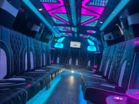 Gallery Image hummer-limousine-interior.jpg