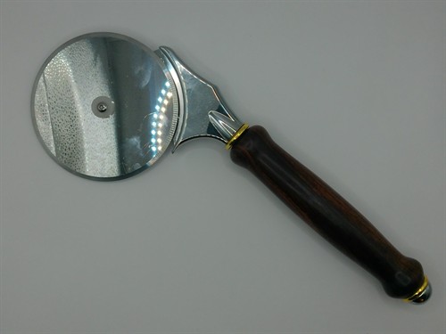 Pizza Cutter with 4" wheel