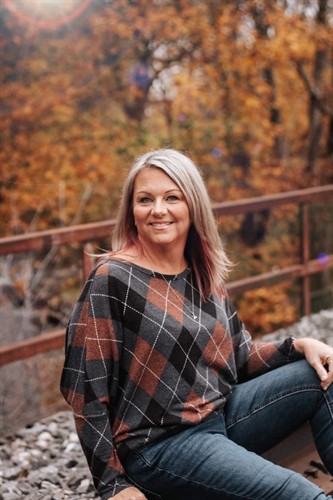 Liz Hannold, Owner