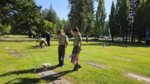Boy Scouts honoring those who served