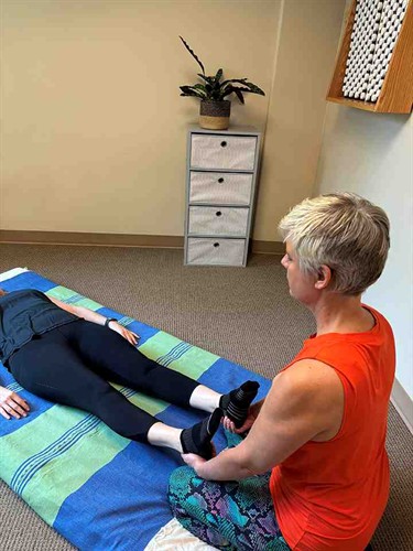 Gallery Image Thai_massage_Heather_black_top_resize_10.25.jpg
