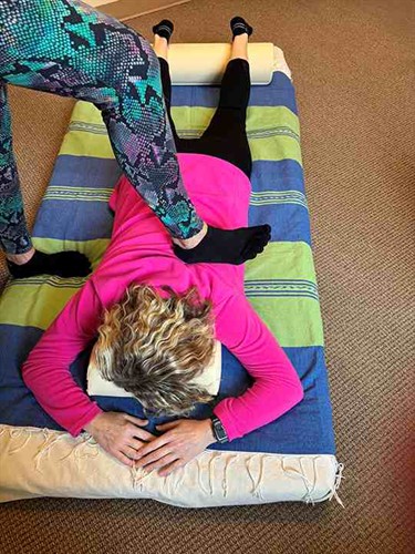 Gallery Image Thai_massage_foot_on_Heather_2_resize_10.25.jpg
