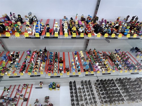 Part toy stor e, part treasure hunt. At Bricks & Minifigs Mount Dora you can buy, sell, and trade LEGO sets, hunt for rare minifigures, or build something entirely new. Located at 16844 US-441 next to Hobby Lobby.