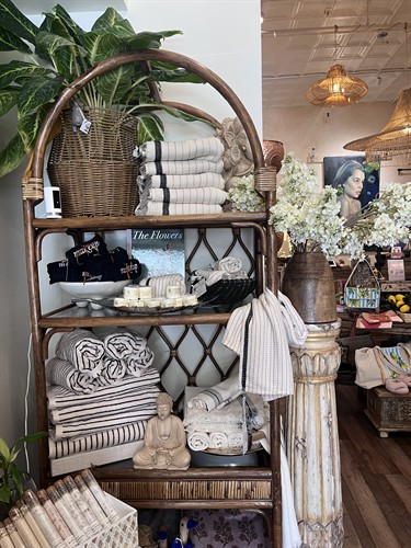 Visit Panache by Vintage Rose in historic downtown Mount Dora on 4th Ave. This globally curated boutique features artisan décor, jewelry, clothing, and gifts that support women artisans worldwide.