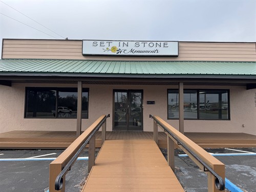 Welcome to Set in Stone Monuments — where every piece is crafted with care and attention to detail.