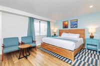 King Sleeper - Surf House Hotel Hampton NH