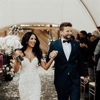 Wedding suits & custom tuxedos Wedding suits & custom tuxedos