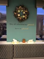 Gallery Image RMHW_Kitchen_Wreath_and_Sign.JPG