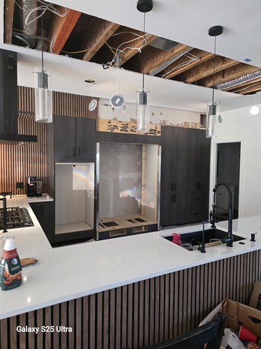 Gallery Image 1000019333.jpg