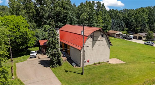 Big Garage Property Listed by Gearhead Homes Realty