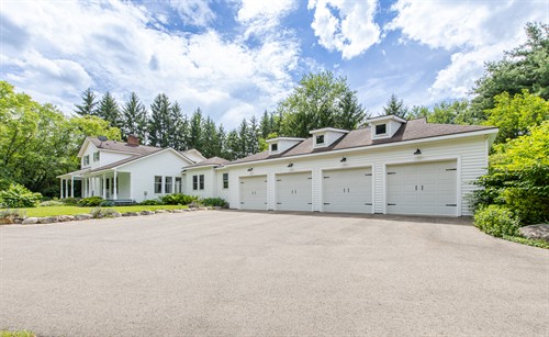 Big Garage Property SOLD by Gearhead Homes Realty