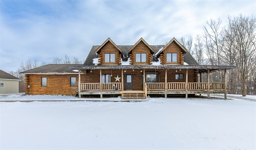 Big Garage Property Listed by Gearhead Homes Realty