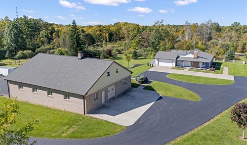 Big Garage Property Listed by Gearhead Homes Realty