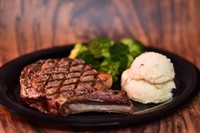 Gallery Image Steak_Mashed_Potatoes_Broccoli_Plate.jpeg