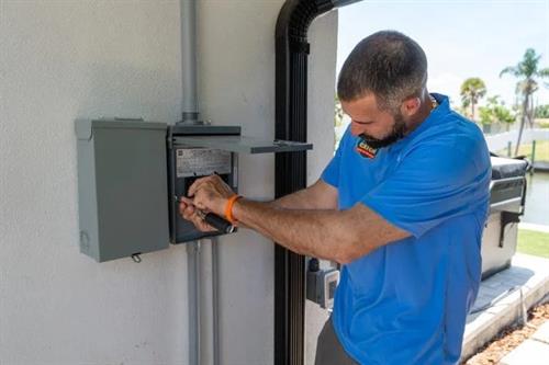 Gallery Image pinebrook-estates-electrician.jpg