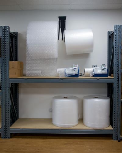 Gallery Image upsstore2-10_54794472883_o.jpg