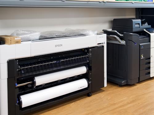 Gallery Image upsstore2-16_54794455564_o.jpg