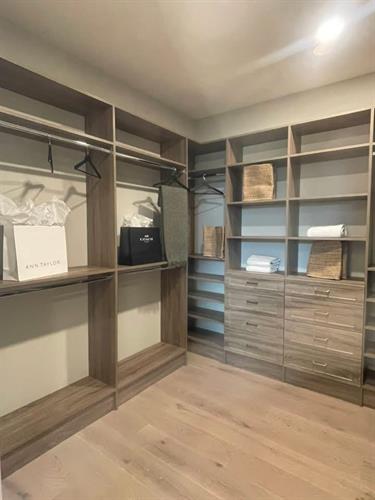 Gallery Image luxury_master.jpg Gallery Image luxury_master.jpg