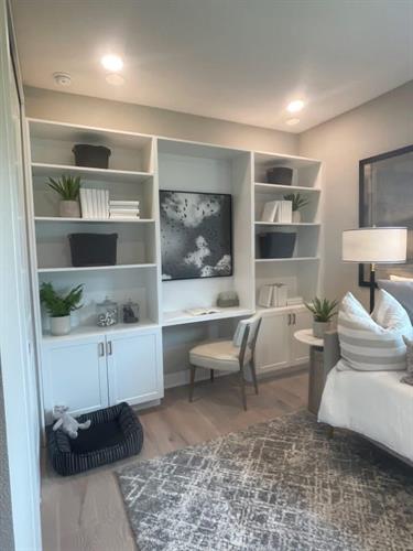 Gallery Image office-book_shleve.jpg Gallery Image office-book_shleve.jpg