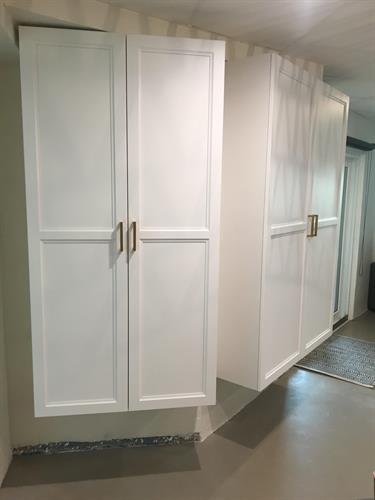 Suspended off the floor for flooding Suspended off the floor for flooding