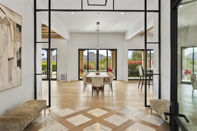 Gallery Image Alman008.jpg