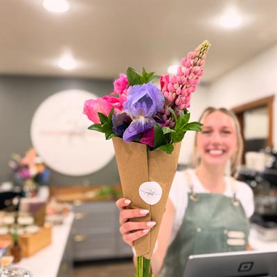 fresh flower bouquets grown in Bigfork available all summer