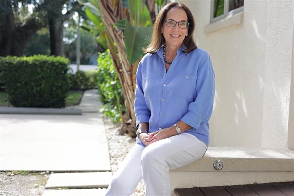 Margie has been selling real estate in New Smyrna Beach since 1980. 