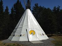 Tipi Howling Wolf