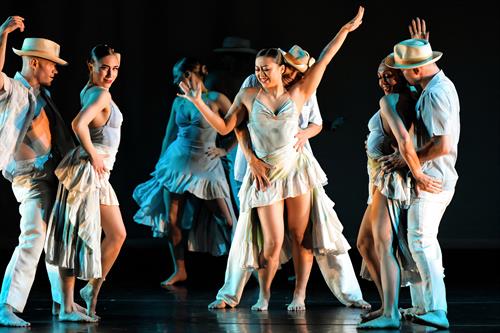 Giordano Dance