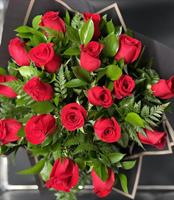 Luxury Bouquet - 12 Roses