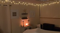 Gallery Image table_and_calm_wall.JPG