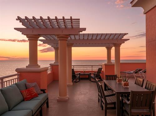 Gulf Front Terrace Suite
