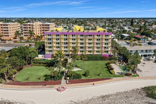 Gallery Image South_Beach_Condo_Hotel_Aerial.jpg