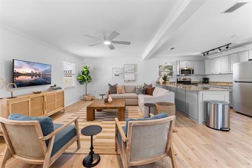 Condominium 
