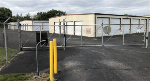 Keyed Access with Electronic Gate & Fenced Enclosure