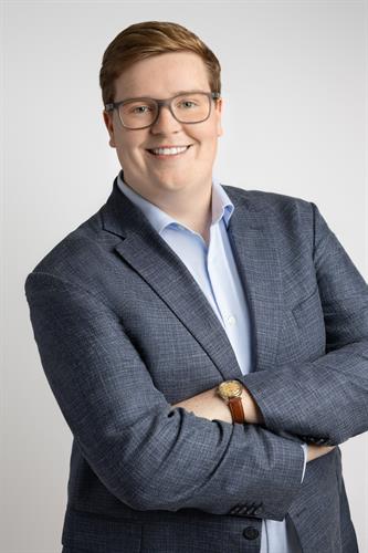 Professional men's headshot Professional men's headshot