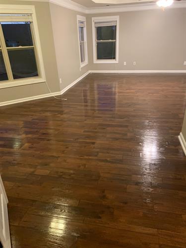 move out clean of hardwood floor after