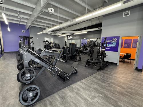 Gallery Image Gym_Floor_Picture_3.jpeg Gallery Image Gym_Floor_Picture_3.jpeg