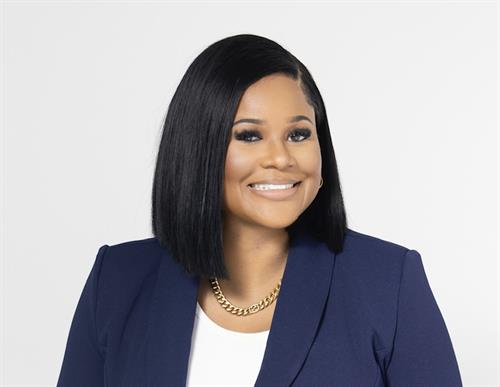 Gallery Image HEADSHOT.jpg