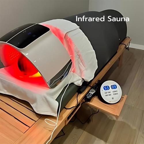 Sauna pod and red light