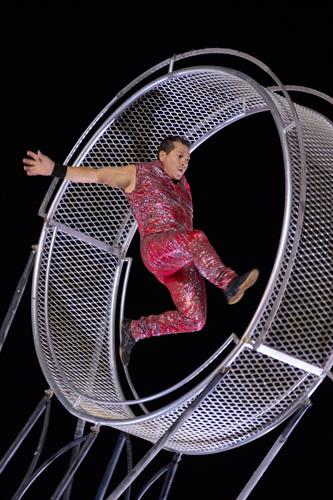 FREE Circus at 30th Street 