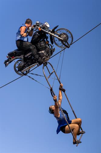 FREE Circus at 30th Street 