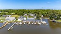 Inn on Turville Creek