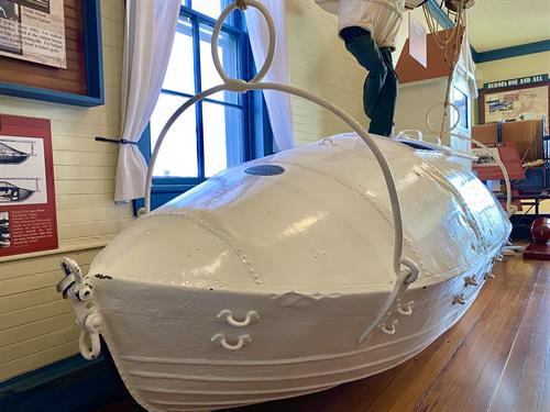 Life Saving Service Life Car