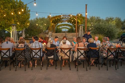 Bricoleur Vineyards club member dinner