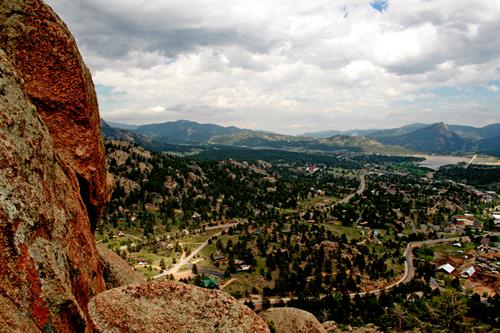 Gallery Image part_way_up_Old_Man_Mt._overlooking_Estes_Park_edited-1.jpg