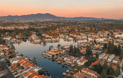 The Beautiful Lake Forest campus area