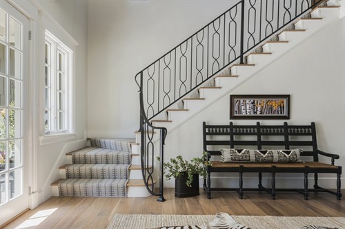 Gallery Image Staircase.jpg