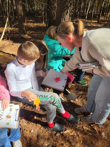 We offer year-round, hands-on, in-school educational programming. Contact us if you would like us to run a program at your school!